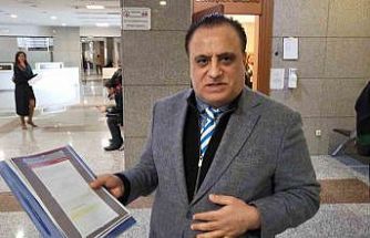 Ünlü yapımcı Erol Köse, Sarıyer Maslak’ta bulunan Ağaoğlu 1453 Konutları’nın 16’ıncı katından düşerek hayatını kaybetti.