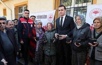 Üreticilere ücretsiz fidan dağıtımı yapıldı