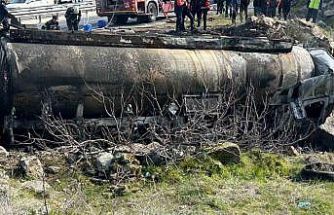 Uşak’ta mazot yüklü tanker alev alev yandı: 1 ölü