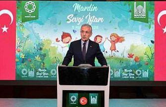 Vali Akkoyun, yetim çocuklar ve aileleriyle iftar sofrasında buluştu