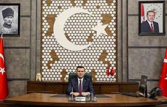 Vali Akmeşe: "Kadınların katkısı geleceğimiz için vazgeçilmezdir"