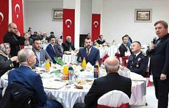 Vali Aydoğdu, Erzincan’da şehit aileleri ve gazilerle iftarda buluştu