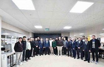 Vali Dallı, üniversite öğrencileriyle iftar sofrasında buluştu