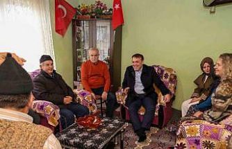 Vali Sözer’den şehit ailesine bayram ziyareti