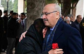 Valisi köşger şehit aileleri ve devlet korumasındaki çocuklarla bayramlaştı