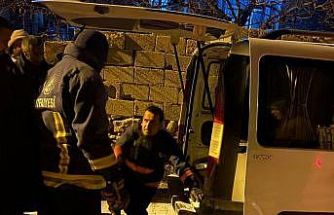 Van’ın Edremit ilçesinde park halindeki kamyonetin motoru yandı