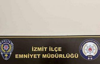 Yaşlıları romatizma kremiyle dolandırdı