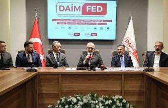 Yenişehirlioğlu: "Sırtlanların savaştığı bir dönemdeyiz"