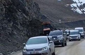 Yüksekova yolu trafiğe kapatılıyor
