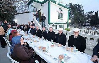 Yunanistan’a gönül sofrası