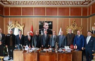 Yunusemre’de dışarıdan gelen stantlara kapılar kapandı