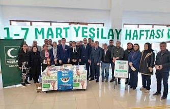 Yüreğir Kaymakamlığında Yeşilay Haftası standı açıldı