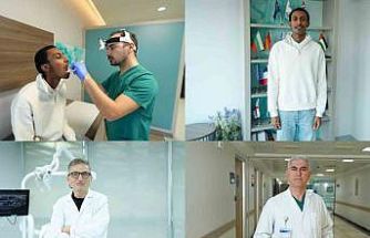 10 saat süren ameliyatla bacak kemiğinden yeniden çene yapıldı