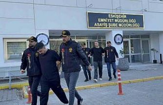 1 kişinin öldüğü ve 1 kişinin de yaralandığı olayla ilgili yakalanan 3 şüpheli adliyeye sevk edildi