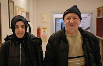 56 yaşında okuma-yazma öğrenen baba ile kızının azmi