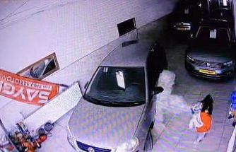 Afacanların yangın tüpüyle oyunu işyeri sahibini korkuttu