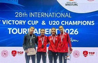 Afyonkarahisarlı sporcular güreş de milli takımı temsil etti