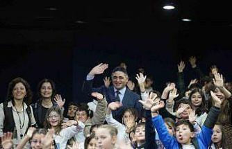 Aliağalı minikler belediye yönetimini yerinde öğrendi