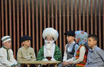 Alkışlar minik oyuncular için yükseldi