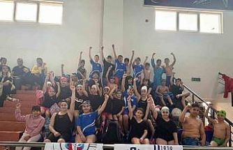 Antakya Belediyesi’nin sporcuları madalyaları topladılar