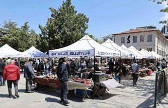 Antika Pazarı koleksiyonerleri bir araya geldi