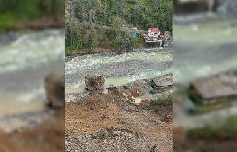 Ardeşen’de korkutan heyelan