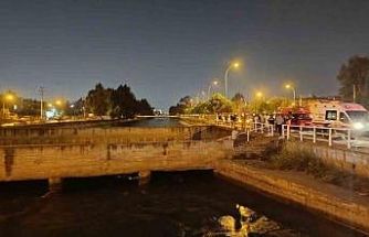 Arkadaşıyla otururken kanala düştü, akıntıya kapılıp kayboldu