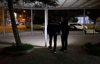 Aşk üçgeni bıçaklı kavgaya dönüştü: 2 yaralı