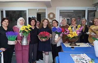 Atıklar kadınların elinde sanata dönüşüyor