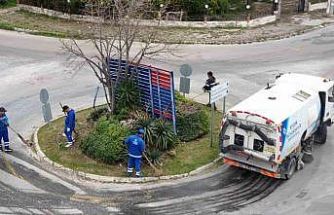 Aydın Büyükşehir Belediyesi Kuşadası’nda çalışmalarını sürdürüyor