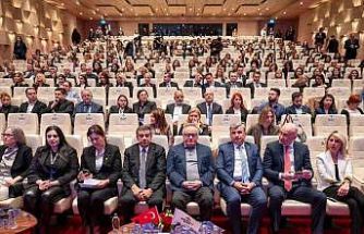 Bahçeşehir Koleji "Erken Çocuklukta Aile, Okul ve Değerler Sempozyumu" düzenledi