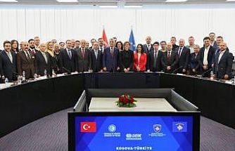 Bakan Bolat, Türk ve Kosovalı iş adamlarıyla bir araya geldi