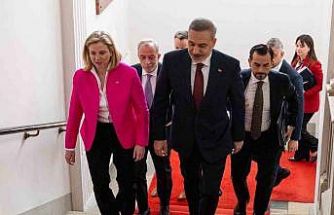 Bakan Fidan, Avusturyalı Bakan Meinl-Reisinger ile bir araya geldi