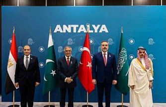 Bakan Fidan, Türkiye-Mısır-Pakistan-Suudi Arabistan Dışişleri Bakanları Toplantısı’na ev sahipliği yaptı
