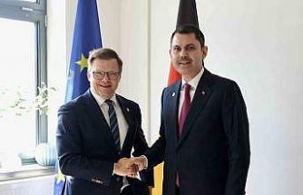 Bakan Kurum, BM İcra Sekreteri Stiell ve İngiliz, Alman ve Japon mevkidaşları ile görüştü