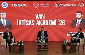 Bakan Tekin’den o sendikaya tepki: "Burası muz cumhuriyeti değil, hukuk devletidir"