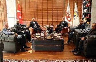 Başkan Alan, "Üniversite ve iş dünyası arasında yapılacak her türlü iş birliğinde üzerimize düşeni yapmaya hazırız"