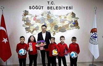 Başkan Durgut miniklerle buluştu