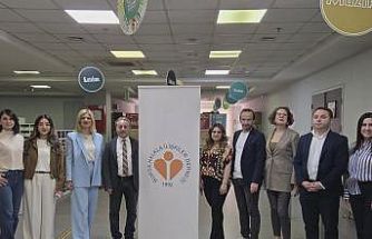 BHİD’de bayrak değişimi