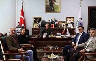 Bilecik’te 23 Nisan’da başkanlık koltuğu öğrencilere devredildi