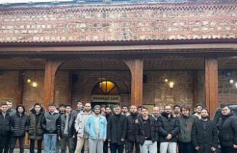 Bilecik’te KYK öğrencileri sabah namazında buluştu