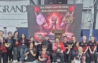 Bilek güreşinde Eskişehirli 3 sporcu Türkiye’yi temsil edecek