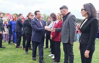 Burhaniye’de 23 Nisan coşkuyla kutlandı