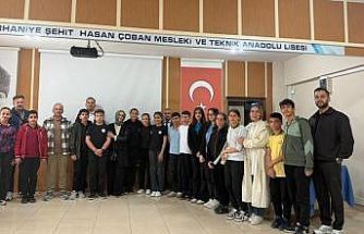 Burhaniye’de öğrenciler arasında bilgi yarışması yapıldı