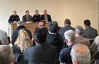 Burhaniye’de okul güvenliği toplantısı yapıldı