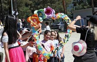 Bursa’da çocuklar patili dostlarla buluştu
