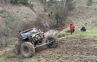 Bursa’da Off-Road yarışında takla attı...Nefes kesen anlar kamerada