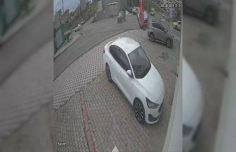 Çarpışan araçlardan biri takla attı, 7 kişi yaralandı: Kaza anı kamerada