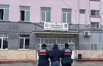 Çeşitli suçlardan 14 yıl hapis cezasıyla aranan şahsı jandarma yakaladı