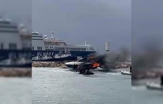 Çeşme’de motoryatta yangın paniği